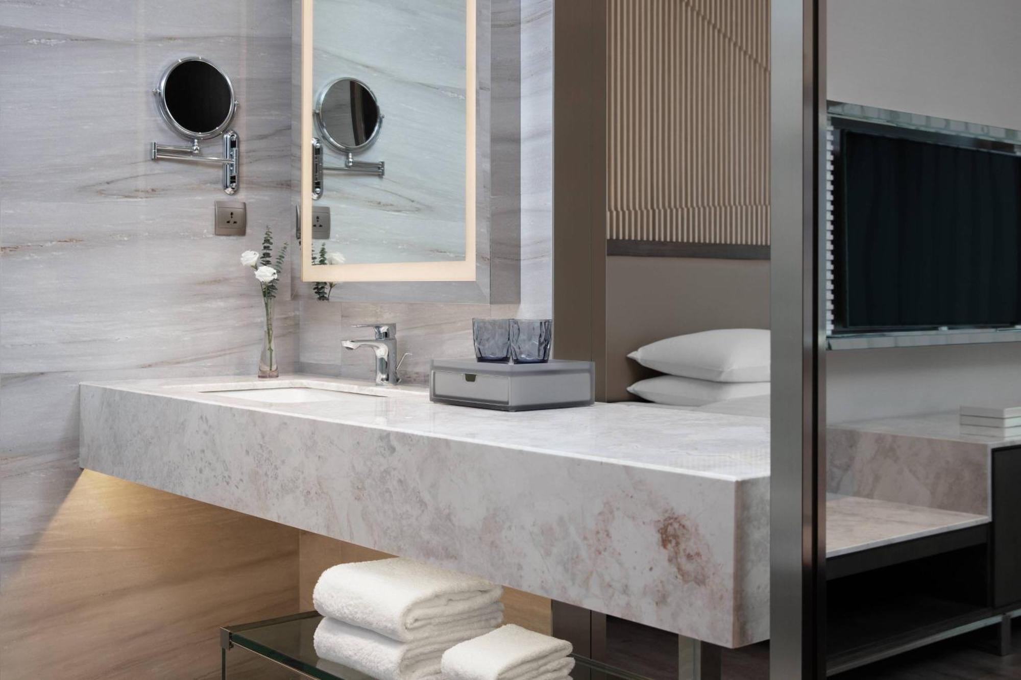 Courtyard By Marriott Xiamen Haicang Экстерьер фото
